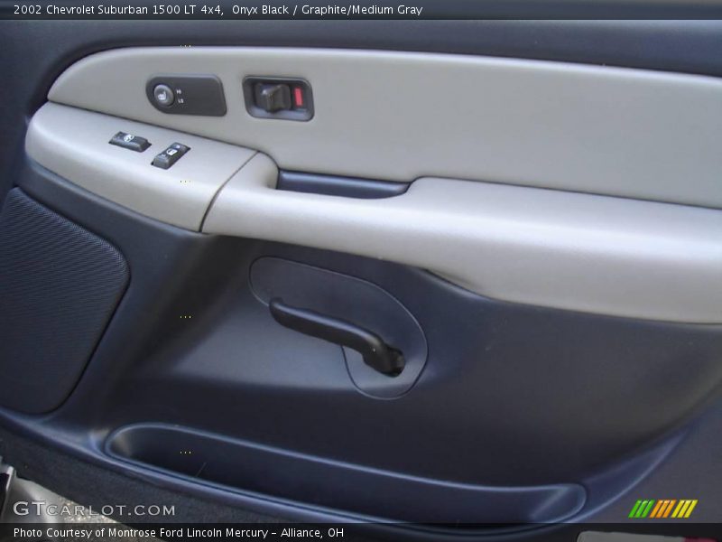 Onyx Black / Graphite/Medium Gray 2002 Chevrolet Suburban 1500 LT 4x4