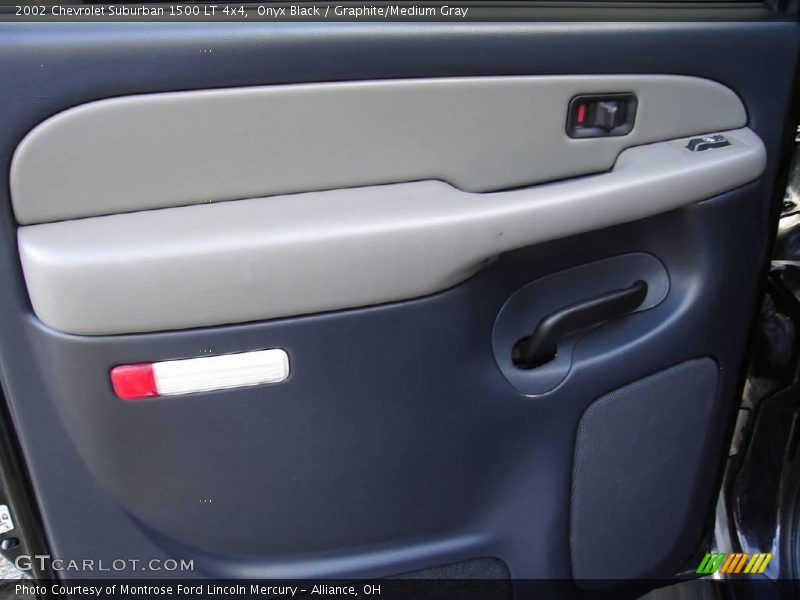 Onyx Black / Graphite/Medium Gray 2002 Chevrolet Suburban 1500 LT 4x4
