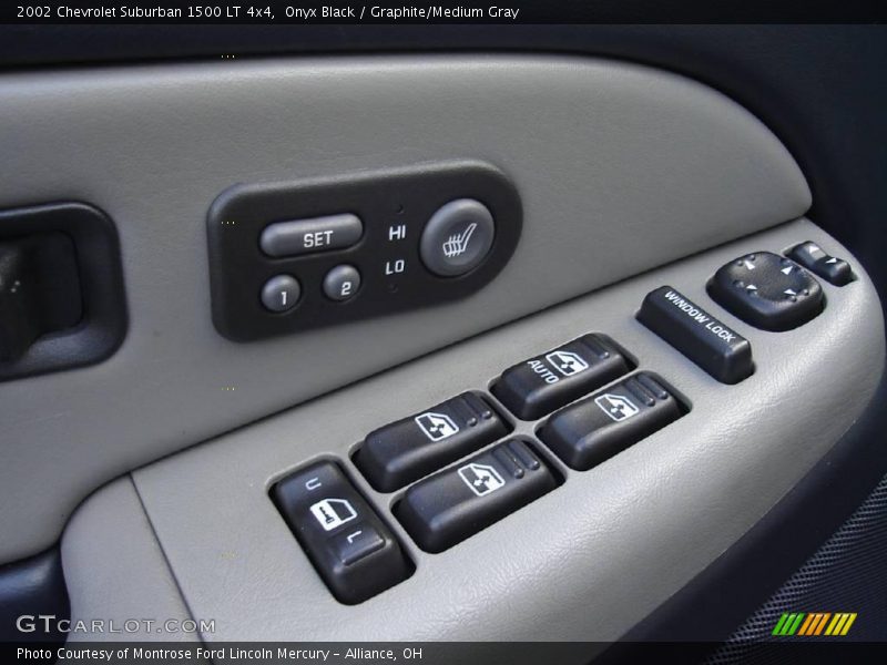 Onyx Black / Graphite/Medium Gray 2002 Chevrolet Suburban 1500 LT 4x4