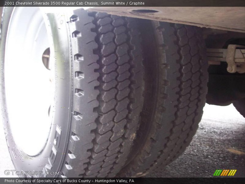 Summit White / Graphite 2001 Chevrolet Silverado 3500 Regular Cab Chassis