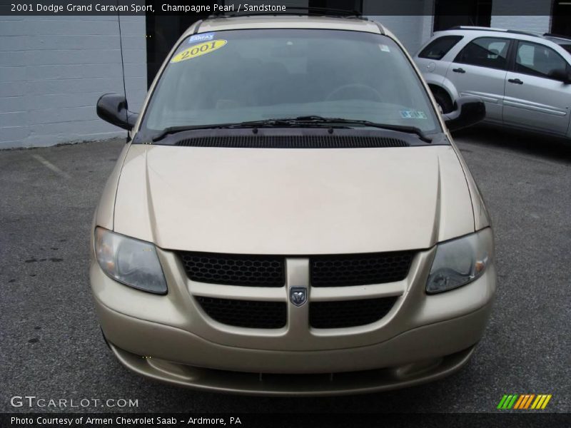 Champagne Pearl / Sandstone 2001 Dodge Grand Caravan Sport