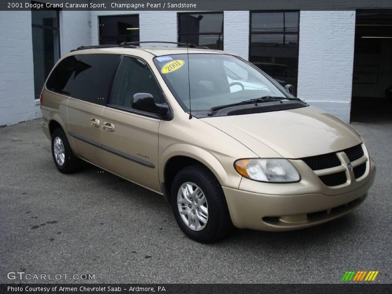 Champagne Pearl / Sandstone 2001 Dodge Grand Caravan Sport