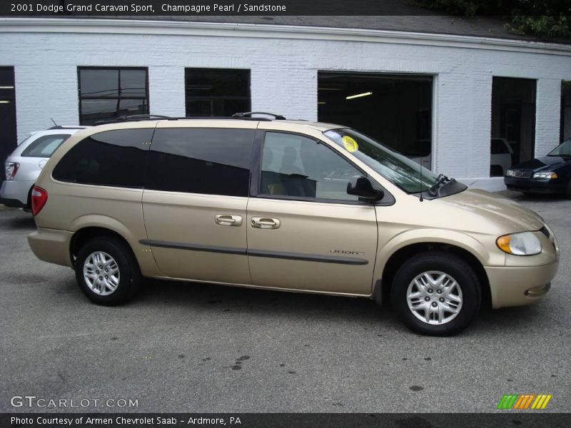 Champagne Pearl / Sandstone 2001 Dodge Grand Caravan Sport