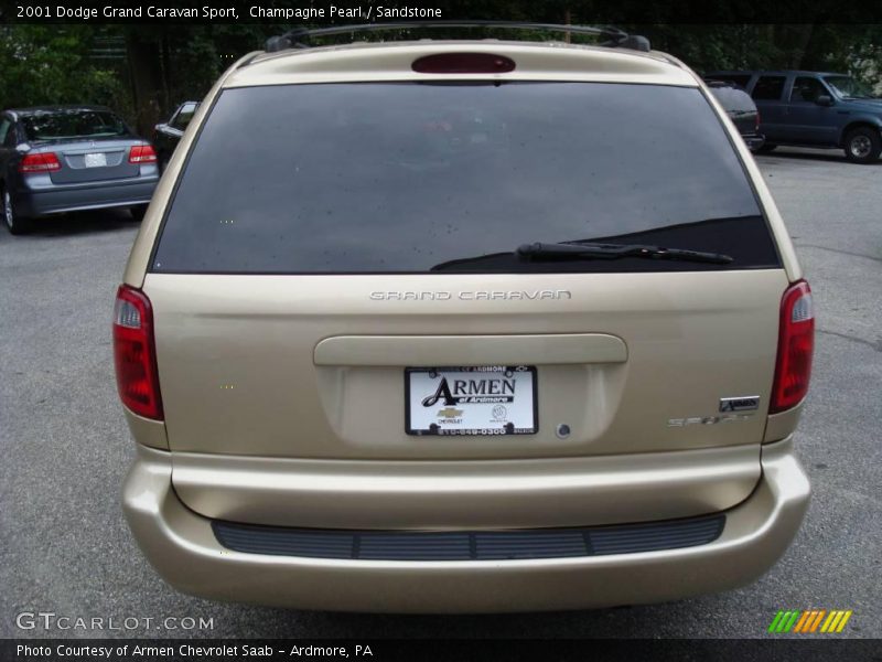 Champagne Pearl / Sandstone 2001 Dodge Grand Caravan Sport