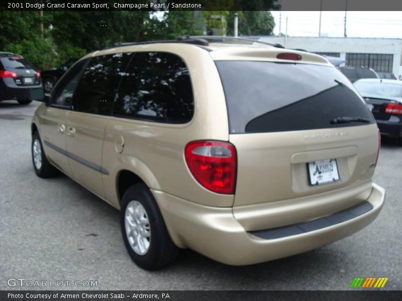 Champagne Pearl / Sandstone 2001 Dodge Grand Caravan Sport