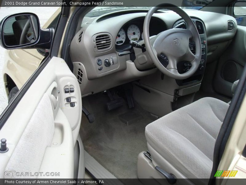 Champagne Pearl / Sandstone 2001 Dodge Grand Caravan Sport