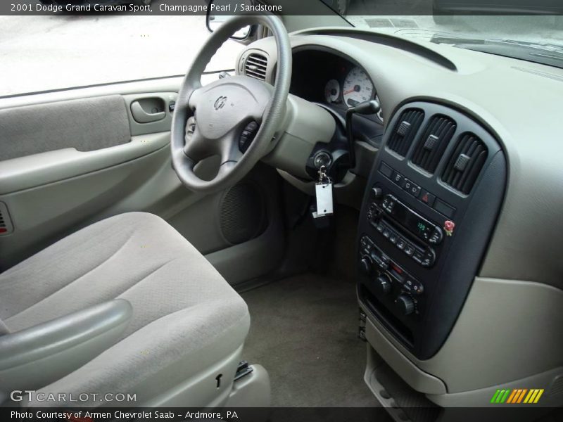 Champagne Pearl / Sandstone 2001 Dodge Grand Caravan Sport