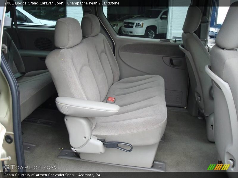Champagne Pearl / Sandstone 2001 Dodge Grand Caravan Sport