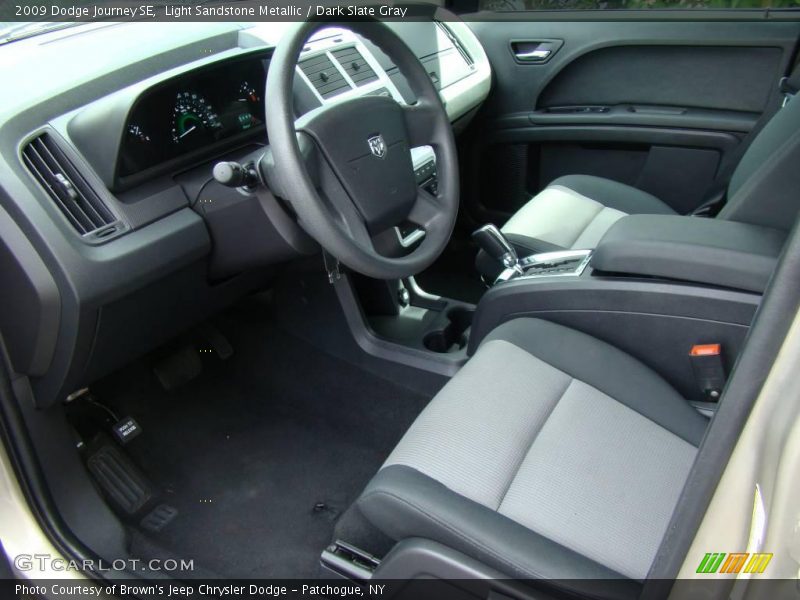 Light Sandstone Metallic / Dark Slate Gray 2009 Dodge Journey SE