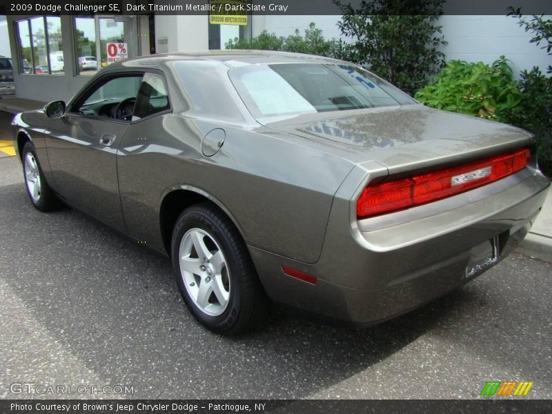 Dark Titanium Metallic / Dark Slate Gray 2009 Dodge Challenger SE