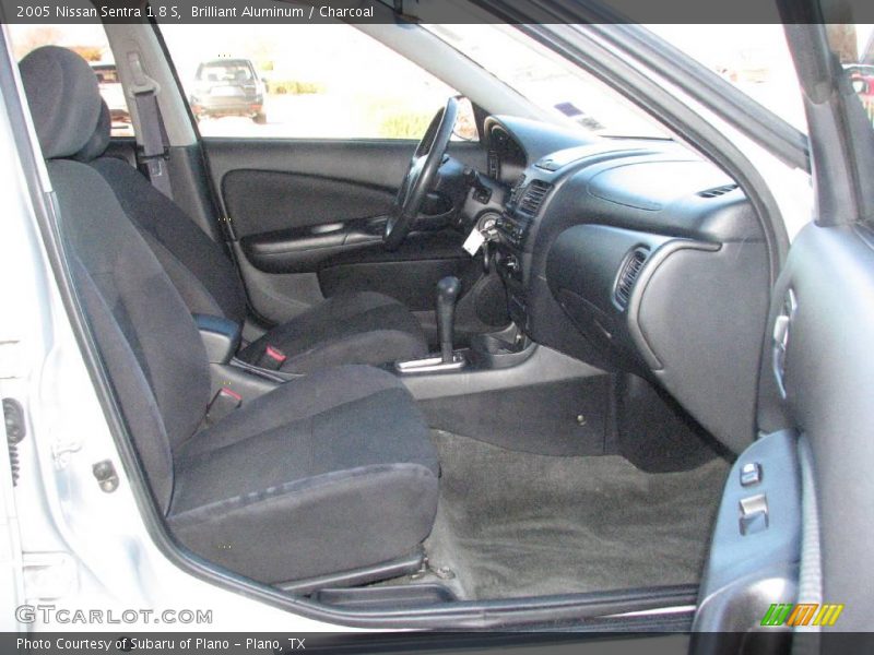 Brilliant Aluminum / Charcoal 2005 Nissan Sentra 1.8 S