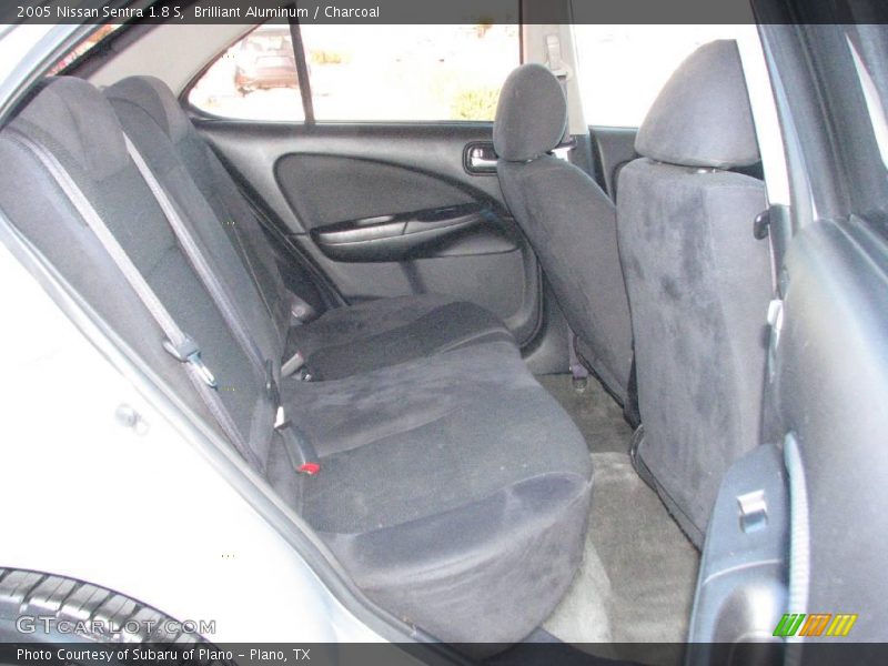 Brilliant Aluminum / Charcoal 2005 Nissan Sentra 1.8 S