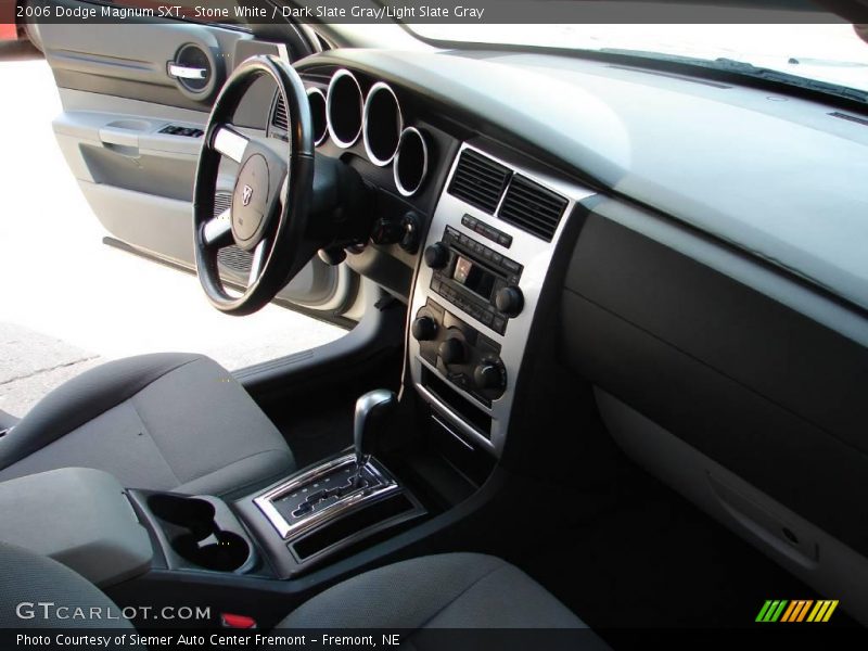 Stone White / Dark Slate Gray/Light Slate Gray 2006 Dodge Magnum SXT