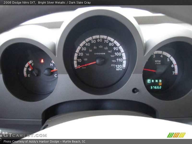 Bright Silver Metallic / Dark Slate Gray 2008 Dodge Nitro SXT