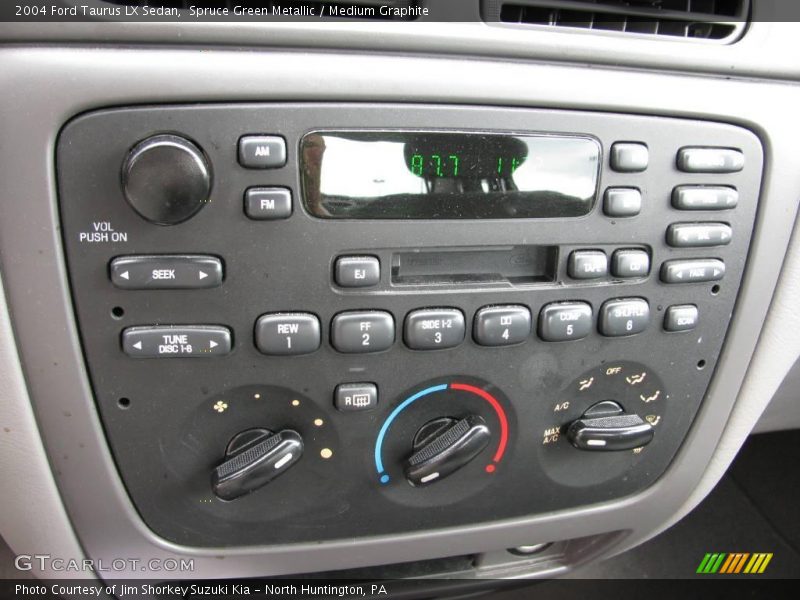 Spruce Green Metallic / Medium Graphite 2004 Ford Taurus LX Sedan