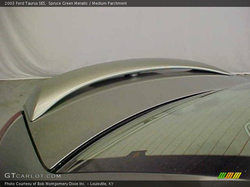 Spruce Green Metallic / Medium Parchment 2003 Ford Taurus SES