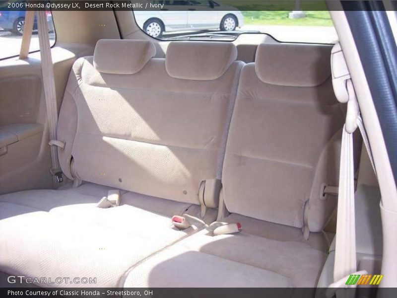 Desert Rock Metallic / Ivory 2006 Honda Odyssey LX