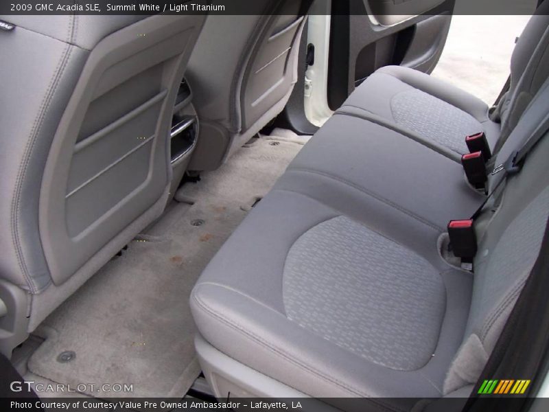 Summit White / Light Titanium 2009 GMC Acadia SLE