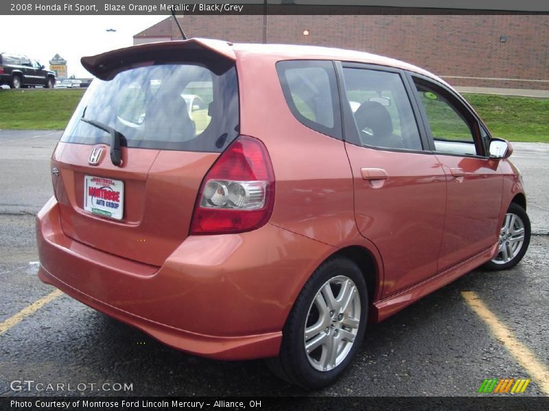Blaze Orange Metallic / Black/Grey 2008 Honda Fit Sport
