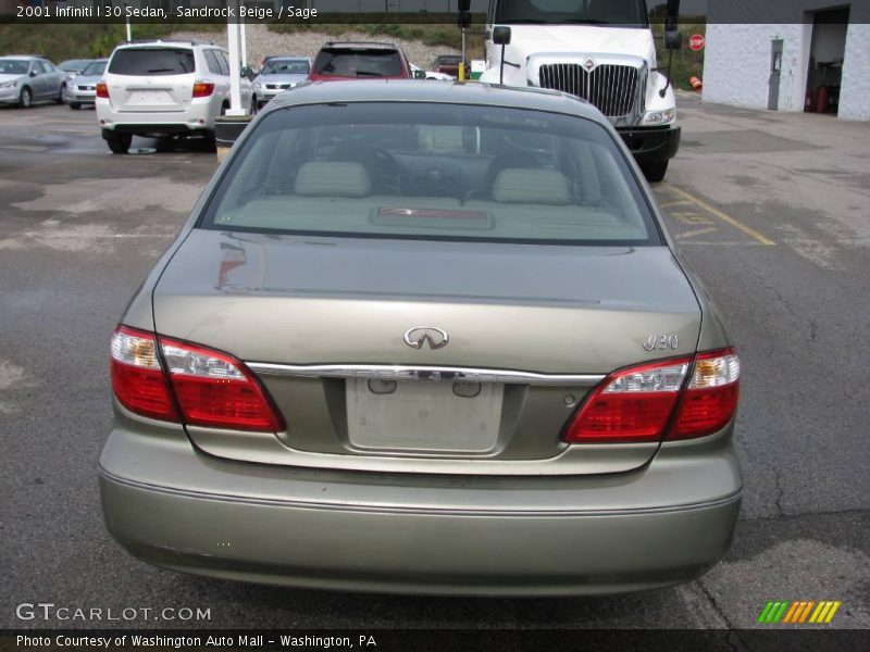 Sandrock Beige / Sage 2001 Infiniti I 30 Sedan