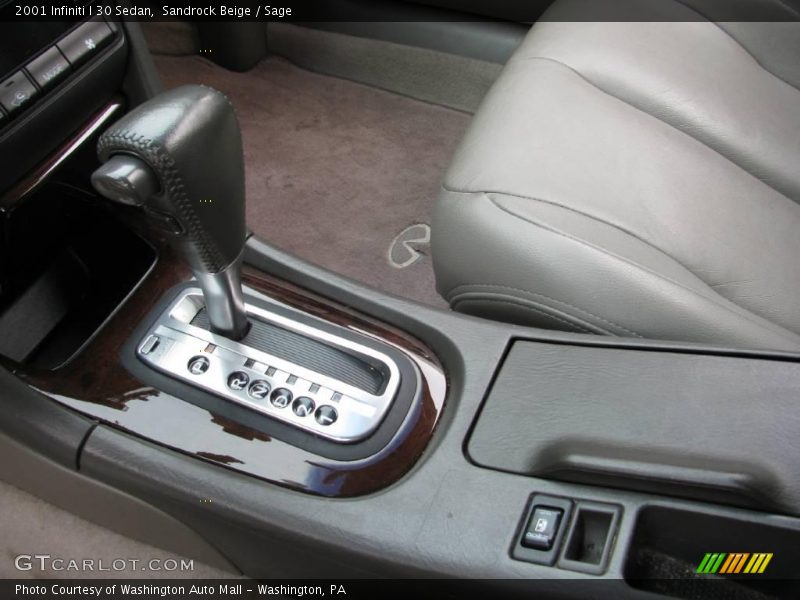 Sandrock Beige / Sage 2001 Infiniti I 30 Sedan