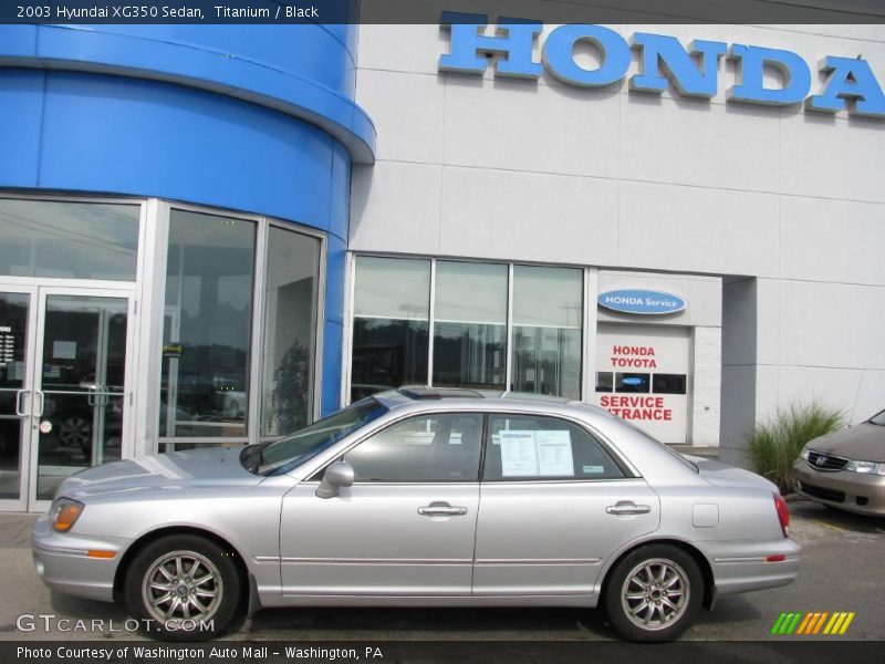 Titanium / Black 2003 Hyundai XG350 Sedan