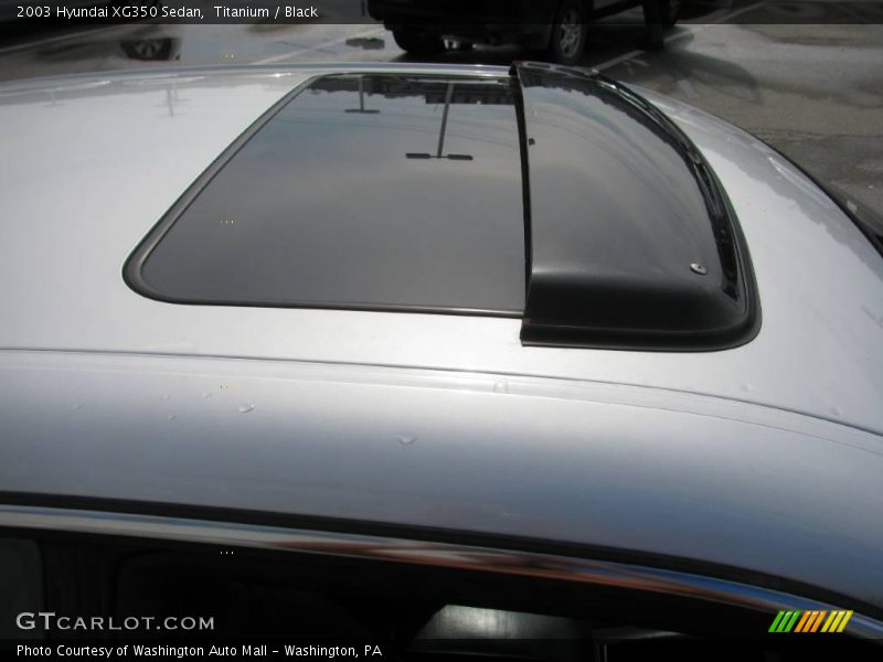Titanium / Black 2003 Hyundai XG350 Sedan