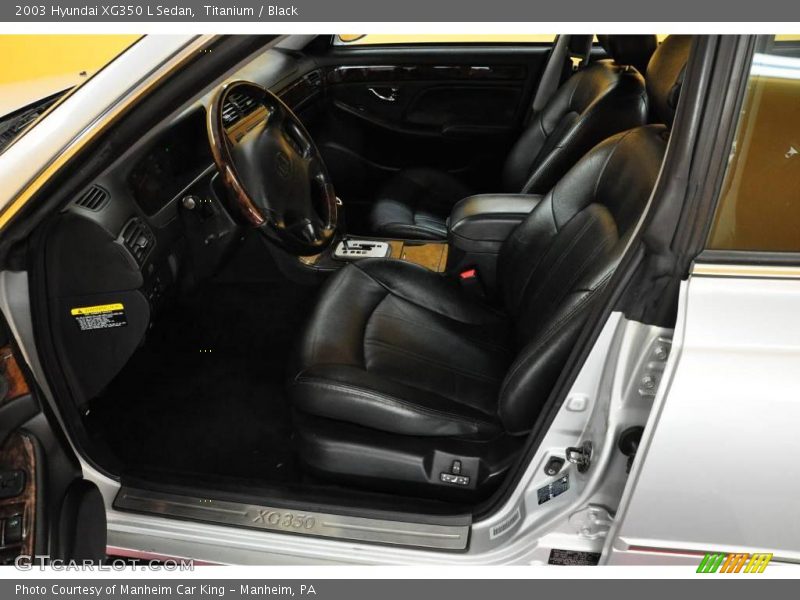 Titanium / Black 2003 Hyundai XG350 L Sedan