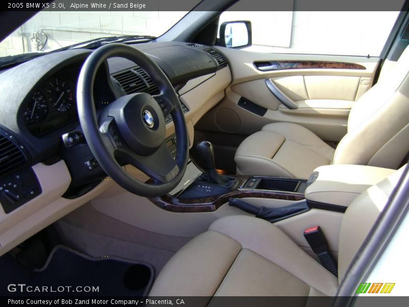 Alpine White / Sand Beige 2005 BMW X5 3.0i