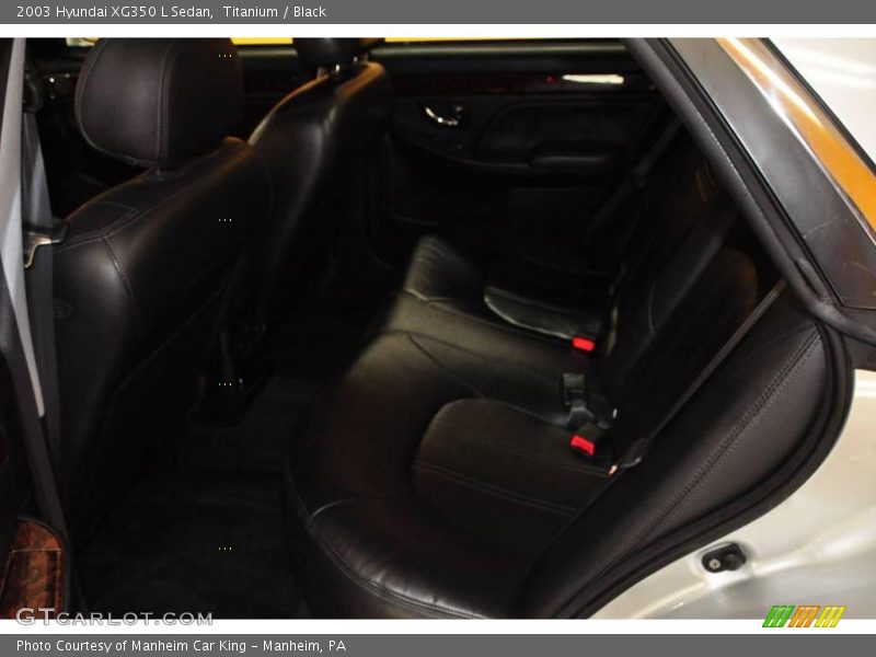 Titanium / Black 2003 Hyundai XG350 L Sedan