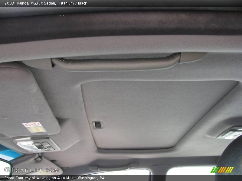 Titanium / Black 2003 Hyundai XG350 Sedan