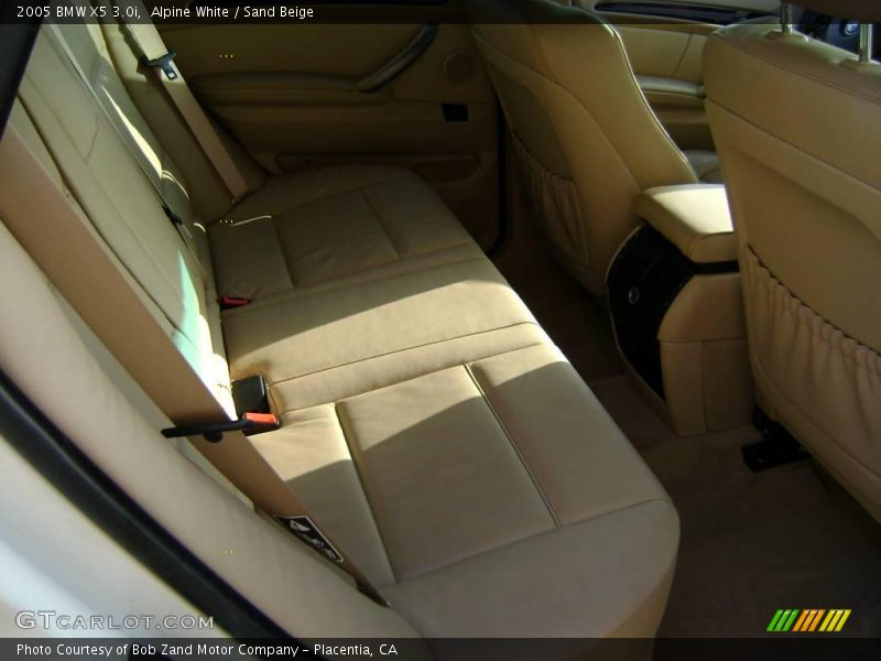 Alpine White / Sand Beige 2005 BMW X5 3.0i