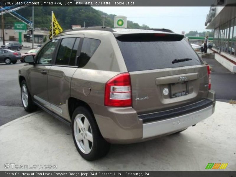 Light Khaki Metallic / Pastel Pebble Beige 2007 Jeep Compass Limited 4x4