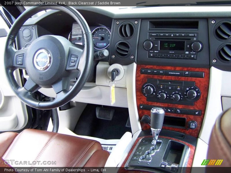 Black Clearcoat / Saddle Brown 2007 Jeep Commander Limited 4x4