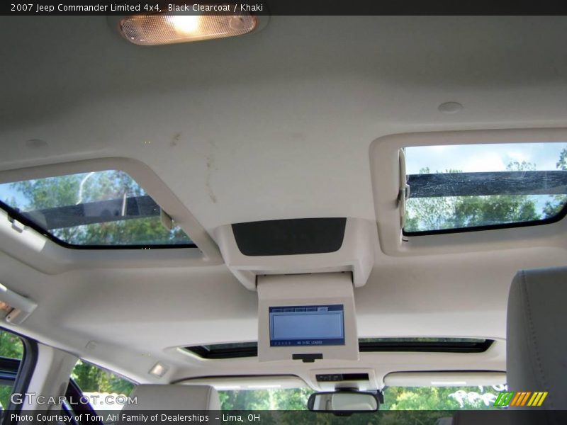 Black Clearcoat / Khaki 2007 Jeep Commander Limited 4x4