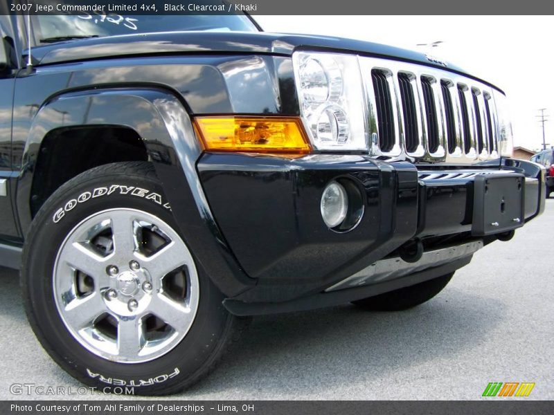 Black Clearcoat / Khaki 2007 Jeep Commander Limited 4x4