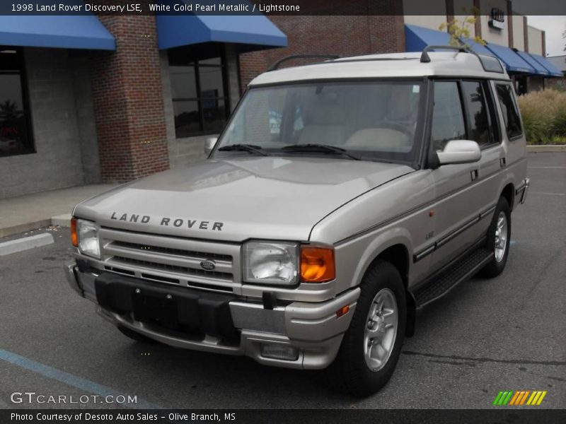White Gold Pearl Metallic / Lightstone 1998 Land Rover Discovery LSE