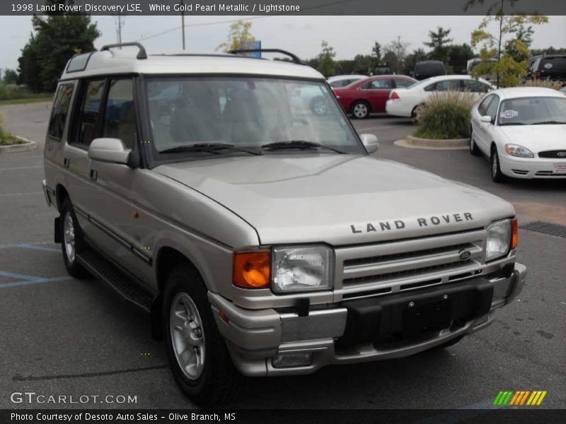 White Gold Pearl Metallic / Lightstone 1998 Land Rover Discovery LSE