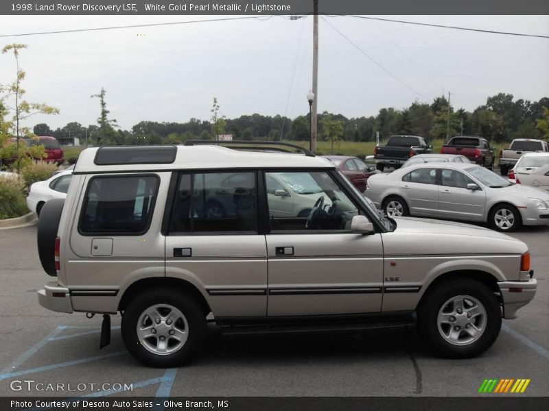 White Gold Pearl Metallic / Lightstone 1998 Land Rover Discovery LSE