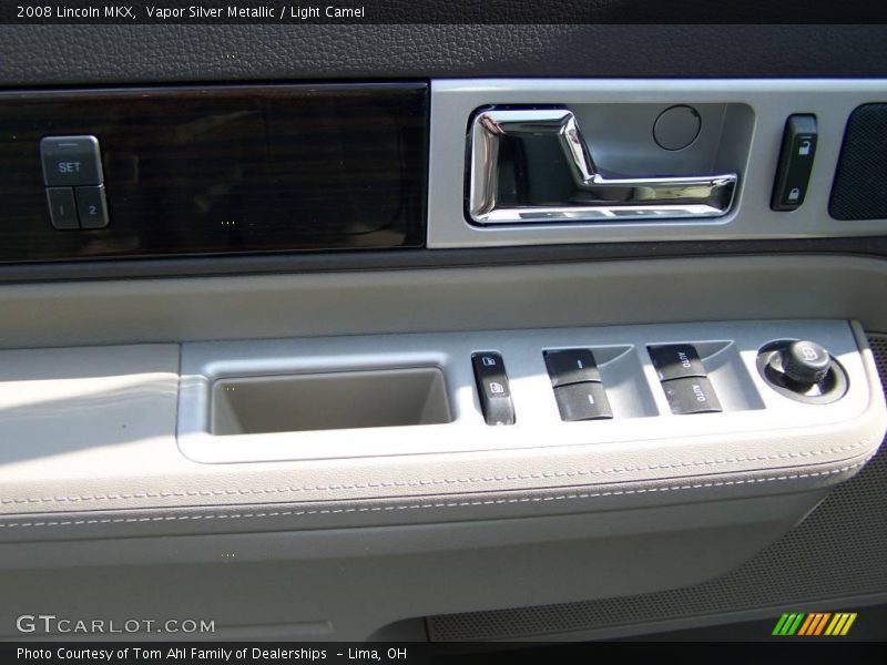 Vapor Silver Metallic / Light Camel 2008 Lincoln MKX