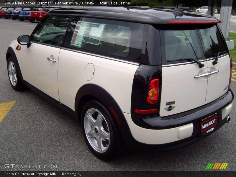 Pepper White / Gravity Tuscan Beige Leather 2009 Mini Cooper Clubman