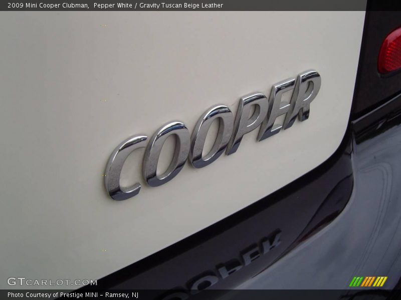 Pepper White / Gravity Tuscan Beige Leather 2009 Mini Cooper Clubman