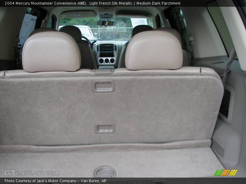 Light French Silk Metallic / Medium Dark Parchment 2004 Mercury Mountaineer Convenience AWD