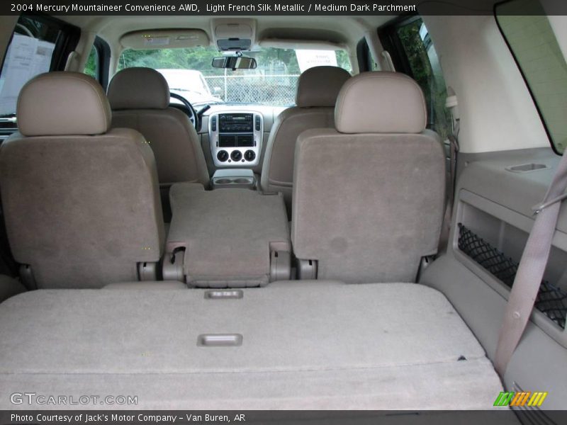 Light French Silk Metallic / Medium Dark Parchment 2004 Mercury Mountaineer Convenience AWD