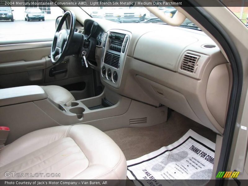 Light French Silk Metallic / Medium Dark Parchment 2004 Mercury Mountaineer Convenience AWD