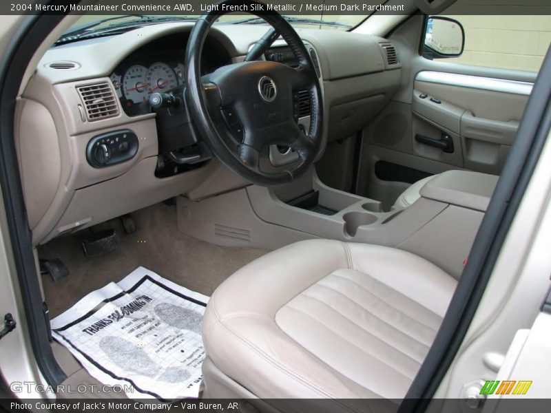 Light French Silk Metallic / Medium Dark Parchment 2004 Mercury Mountaineer Convenience AWD