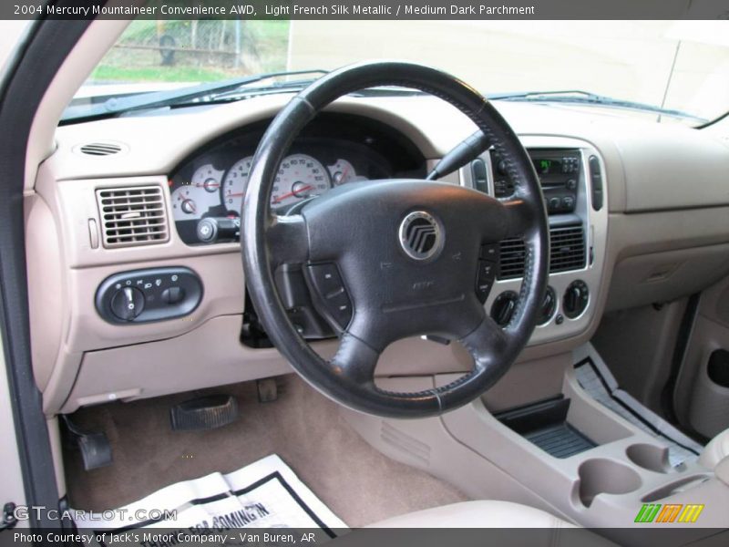 Light French Silk Metallic / Medium Dark Parchment 2004 Mercury Mountaineer Convenience AWD