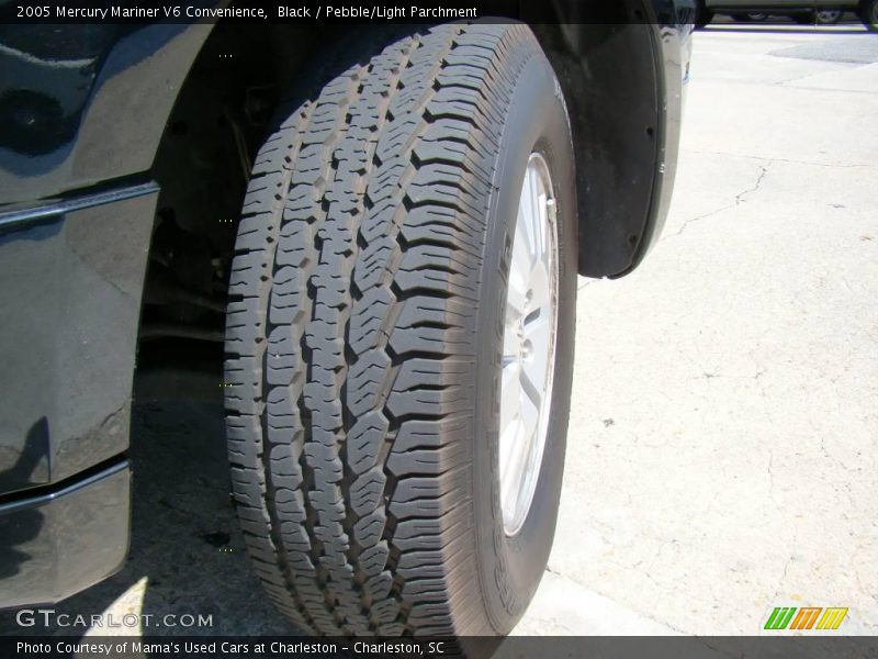 Black / Pebble/Light Parchment 2005 Mercury Mariner V6 Convenience