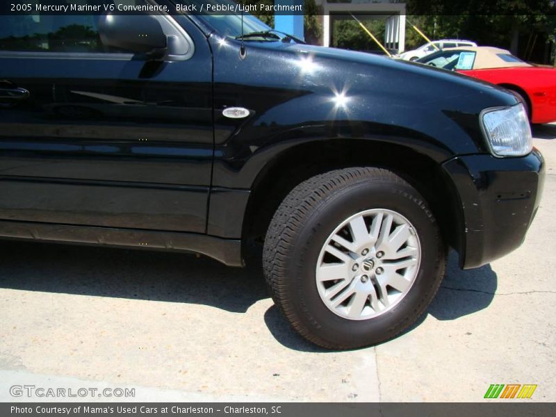 Black / Pebble/Light Parchment 2005 Mercury Mariner V6 Convenience
