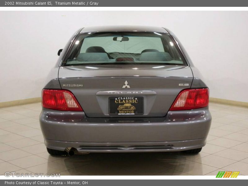 Titanium Metallic / Gray 2002 Mitsubishi Galant ES
